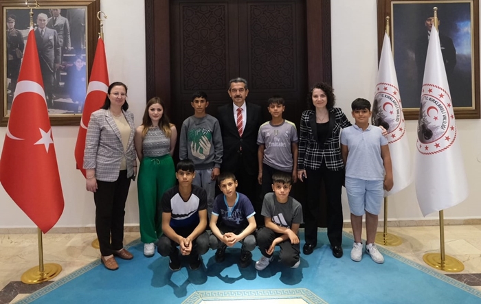 Başarılı sporculardan madalya sözü