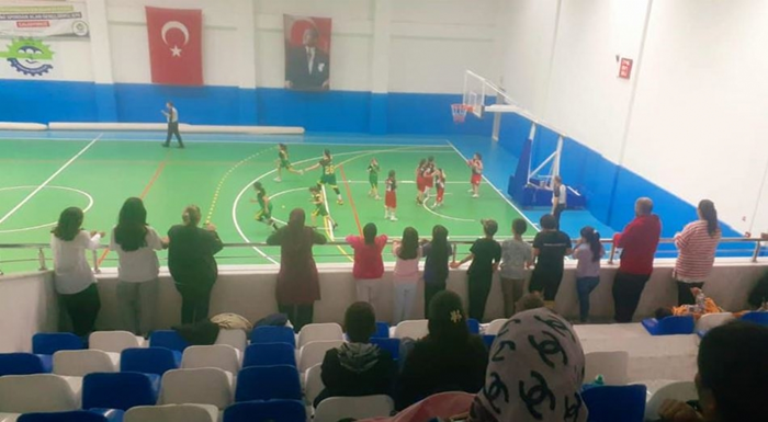 Futbol müsabakalarına ev sahipliği yapmaya devam ediyor