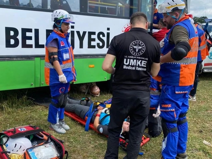 16 kursiyer UMKE personeli olmaya hak kazandı