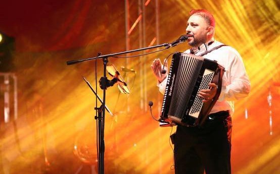 Konser ileri bir tarihe ertelendi