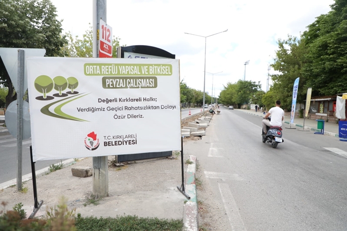 Kırklareli Belediyesinden orta refüjlerde peyzaj çalışması