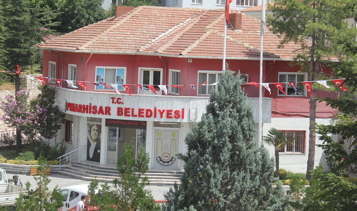 Pınarhisar’daki EYT’li emekliler emekli ikramiyelerini alamadıkları için tepkililer
