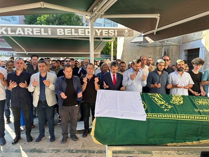 Vali Ekici vatandaşların acılarını paylaşmaya devam ediyor