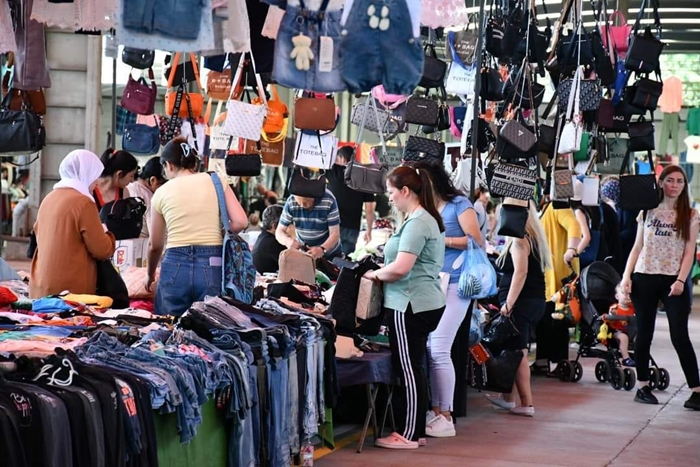 Lüleburgaz Belediyesi Moda ve Giyim Pazarı açıldı
