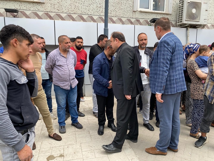 Cezaevindeki anne ve baba, kızlarının cenazesine özel izinle katıldı