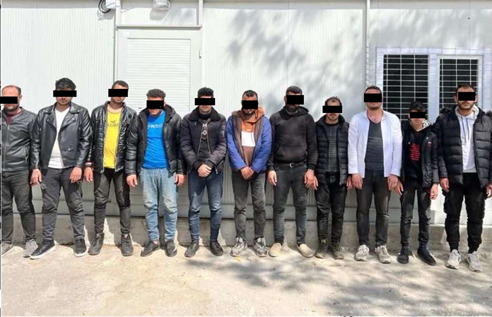 517 göçmen yakalandı, 3 organizatör tutuklandı