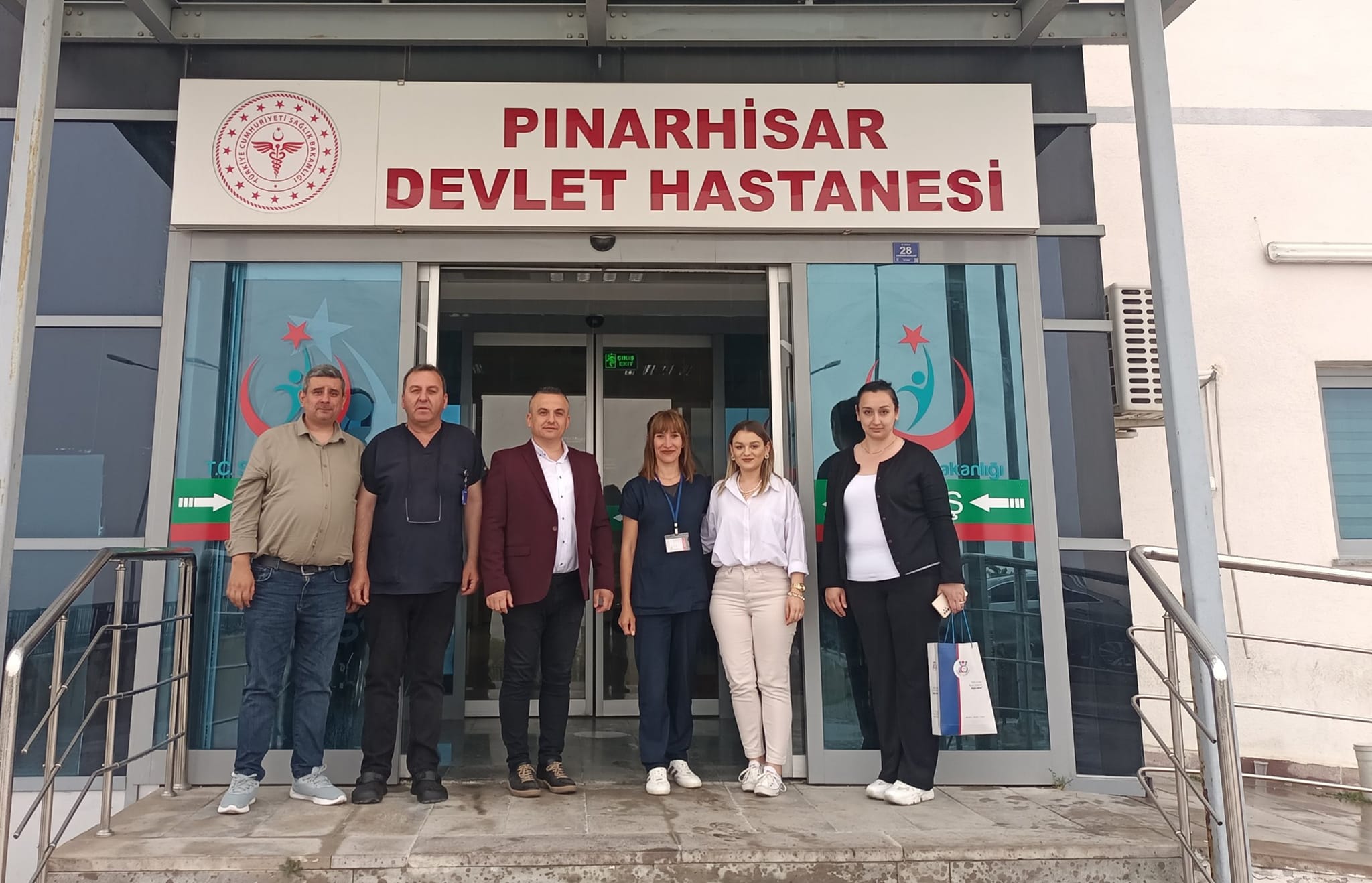 Başkan Arı Çalışma Arkadaşlarını Görev Başında Ziyaret Etti