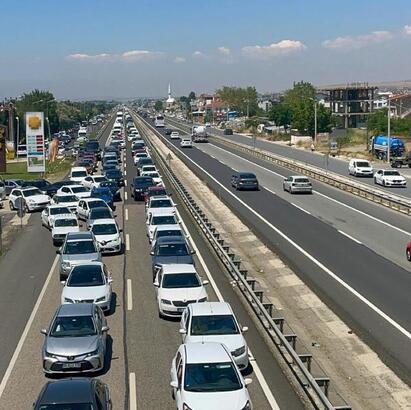 Tekirdağ'dan İstanbul yönüne araç yoğunluğu