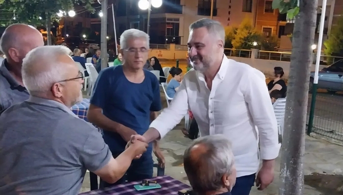 Sarıçam, Karacaibrahim Mahallesinde esnaf ve vatandaşlarla buluştu