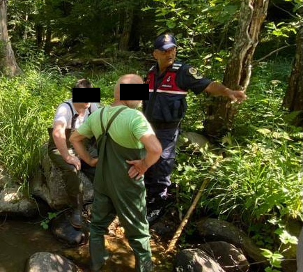 Demirköy'de Kaçak Balık Avı Operasyonu: İki Şahıs Suçüstü Yakalandı