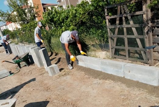 “Yürüdüğünüz yollara emek, sevgi ve konfor bırakıyoruz”