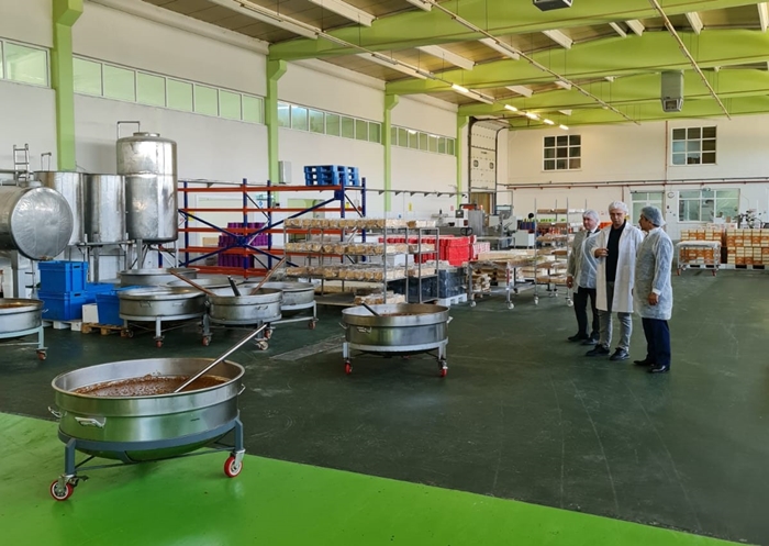 Vali Ekici’den fabrika ziyareti