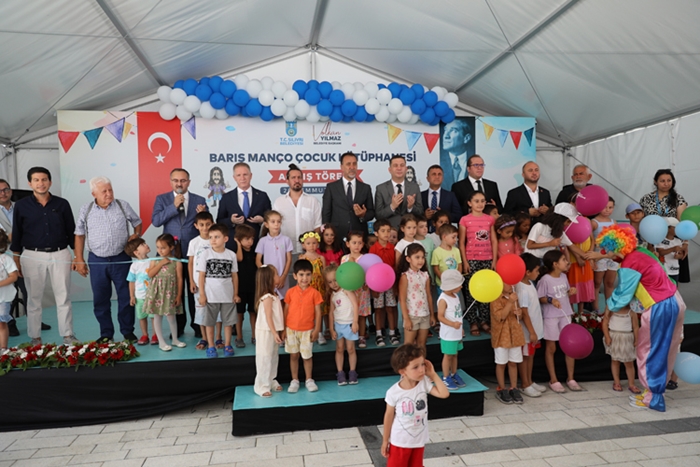 Silivri'nin ilk çocuk kütüphanesi açıldı