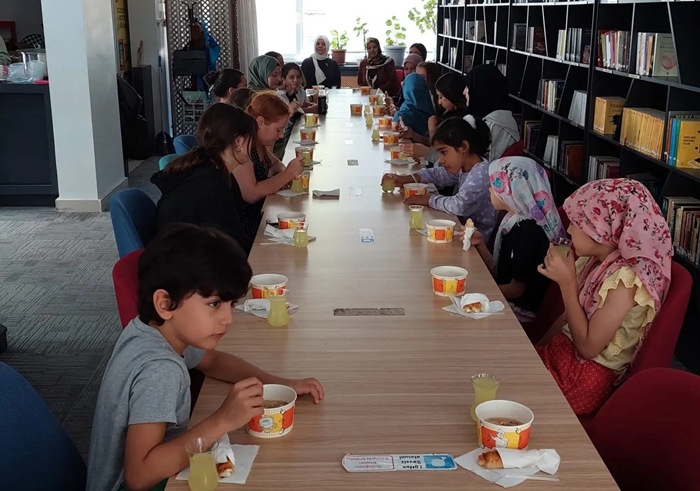 Kur’an Kursu öğrencilerine yönelik aşure programı