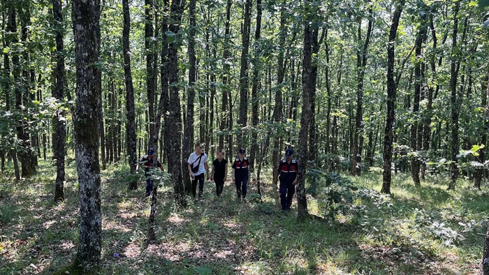 Ormanda kaybolan şahıslar jandarma tarafından bulundu
