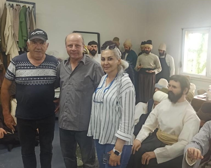 Doğduğu köye sanat atölyesi kurdu