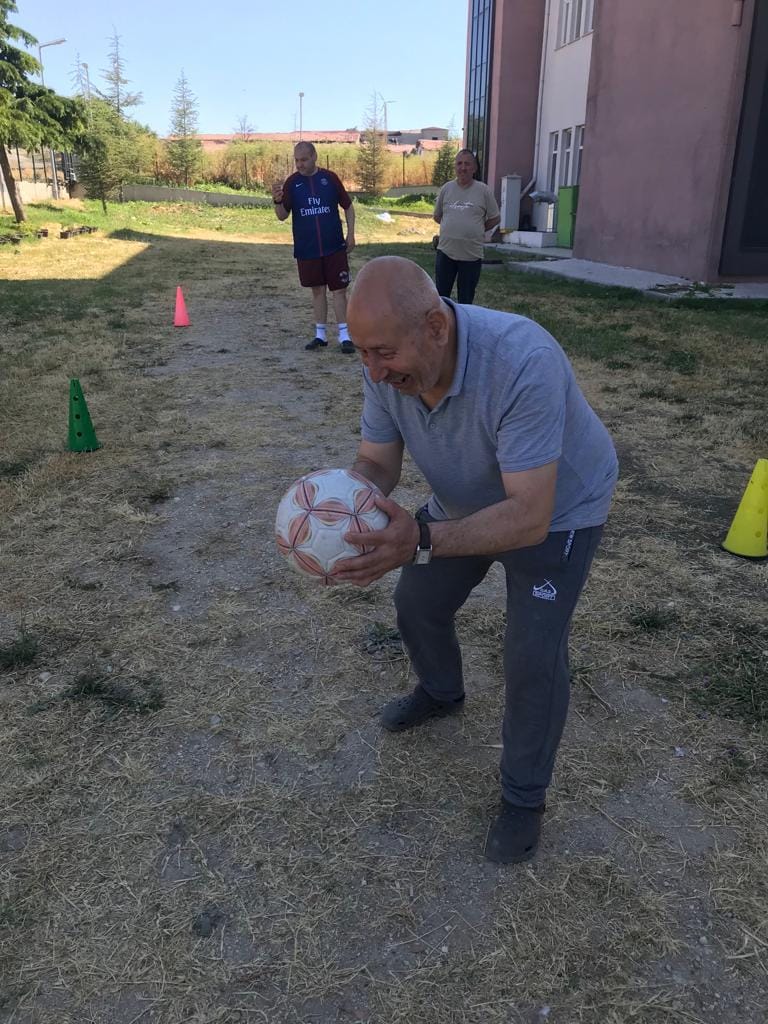 Özel Bireyler Faaliyetlere Devam Ediyor