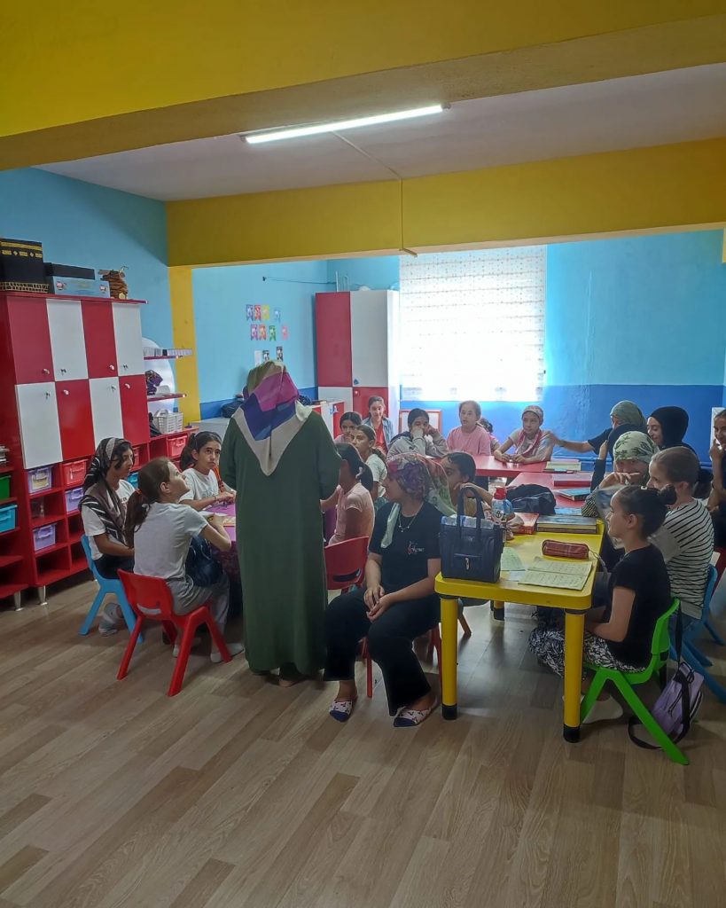 Yaz Kur'an Kursları Sürüyor
