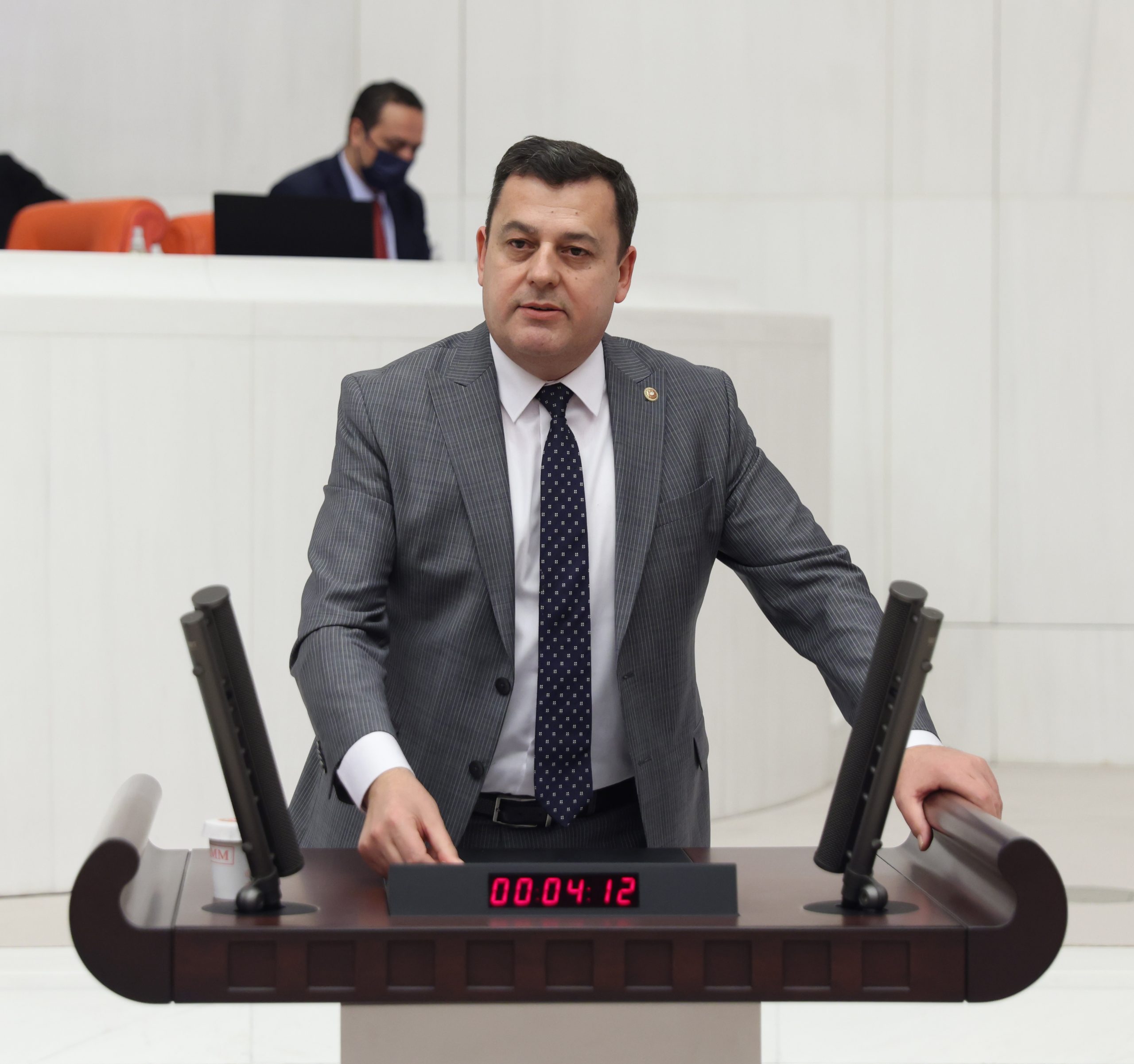      “ EKMEĞİ DE Mİ İTHAL EDECEKSİNİZ ! ”