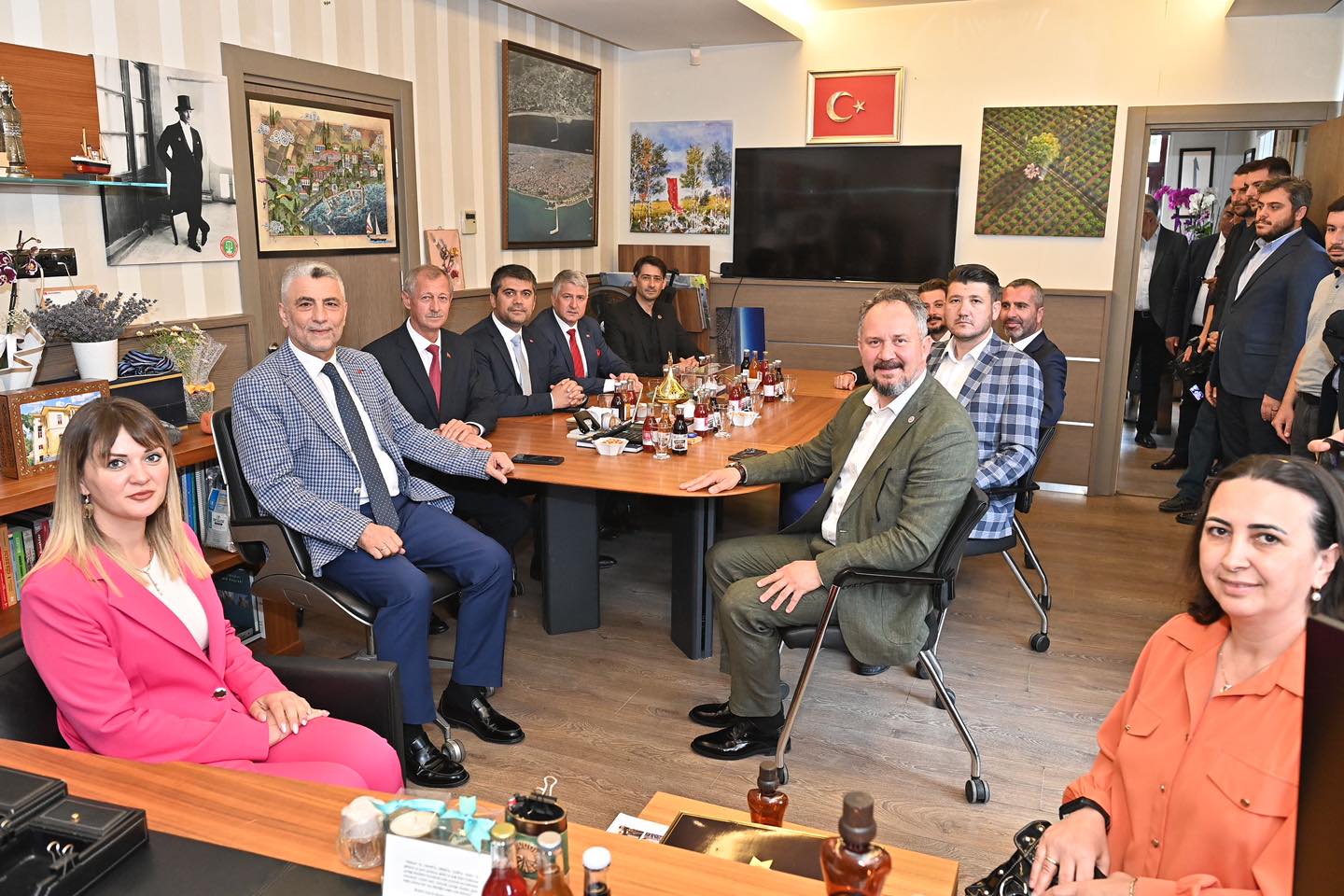 Başkan Uzunlar Ticaret Bakanı Bolat’ı ağırladı