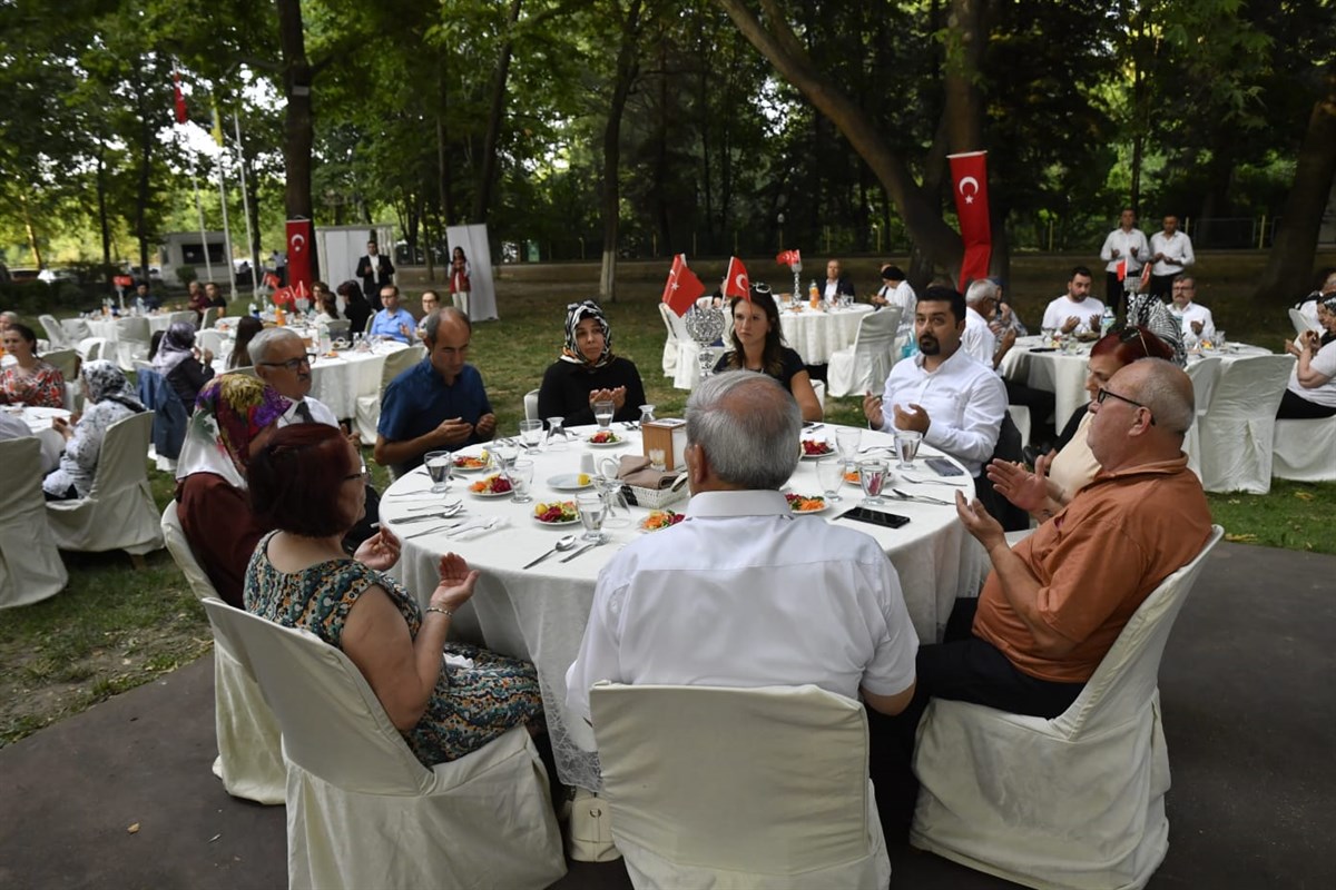 Şehit Aileleri ve Gazilere Özel Yemek