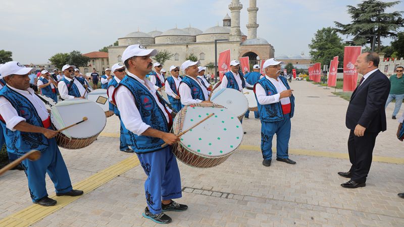 DAVUL ZURNA EKİBİ, GÜRKAN’I KARŞILADI