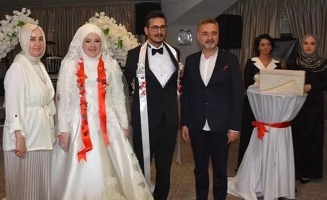 Milletvekili Sarıçam ve Eşi Mutlu Birlikteliğin Başlangıcına Tanıklık Ettiler