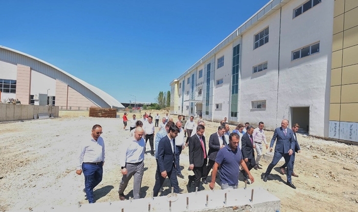 Yeni Kırklareli Kapalı Spor Salonu İnşaatını İncelediler