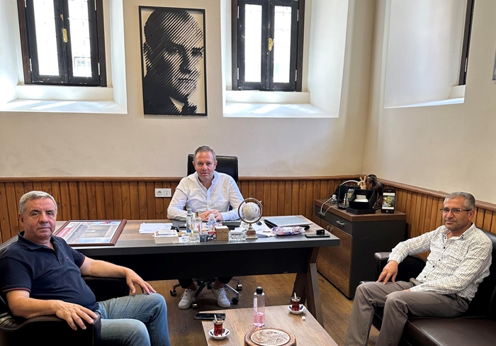 Kırklareli İli Arıcılar Birliği Başkanı Çalışkan ile Doç. Dr. Coşkun’dan Başkan Ilık’a ziyaret