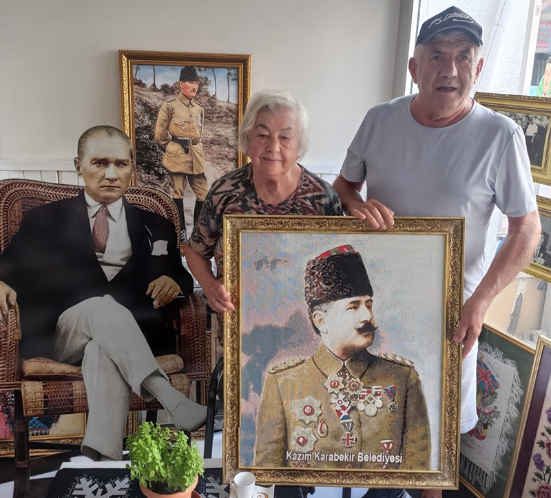 Vizeli Öğretmen Ayla Alp'in Hediyesi Hollanda Atatürk Evinde Sergilenecek