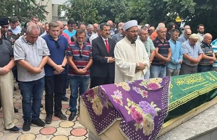 Şehit Annesinin Cenaze Namazını İl Müftüsü Eviş kıldırdı