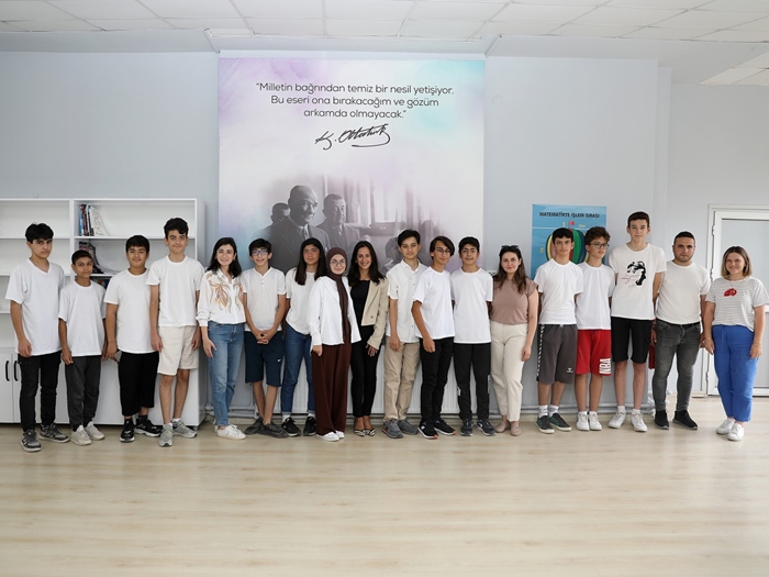 LGS’de 155 öğrenciden 31'i nitelikli liselere yerleşti