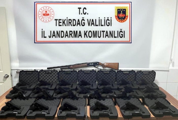 Tekirdağ’da jandarma operasyonunda 25 tabanca ele geçirildi