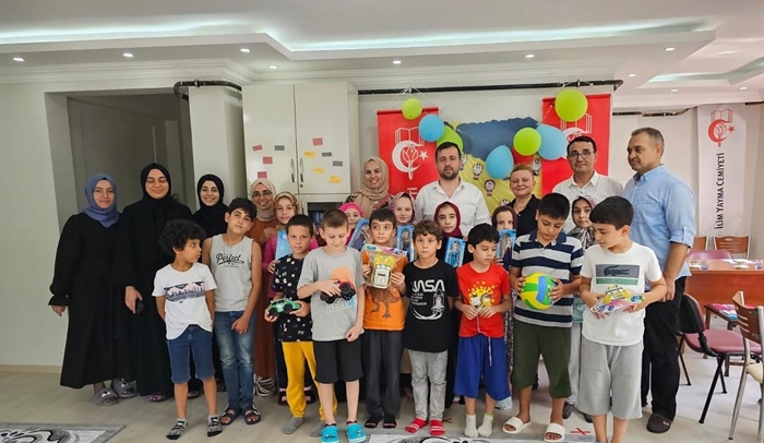 AK Parti’den Yaz Okulu Kur'an Kursu öğrencilerine ziyaret