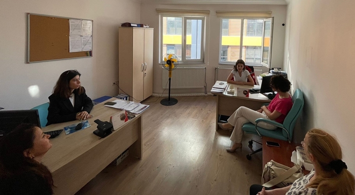 Kırklareli Vali Yardımcısı Tuncer, Şiddet Önleme ve İzleme Merkezi'ni Ziyaret Etti