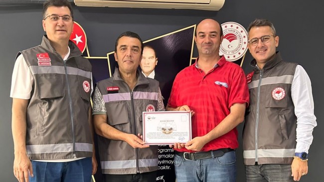 Tayini Çıkan Personele Başarı Belgesi