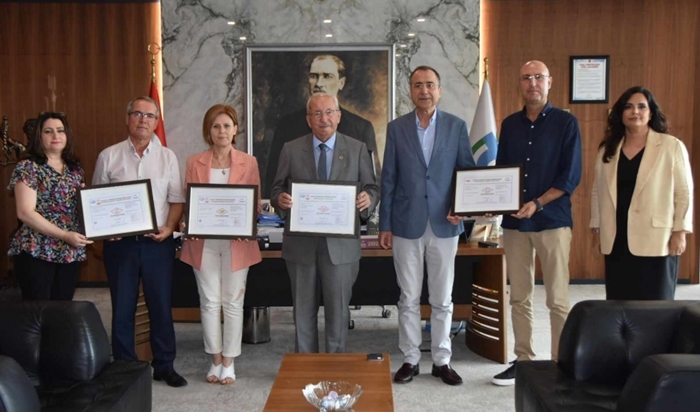 Büyükşehir Belediyesi'ne TSE’den Dört Sistem Belgesi