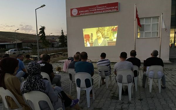 Özel Gereksinimli Bireyler İçin Açık Hava Sineması Etkinliği