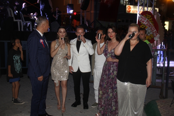Kaynarca Su Festivali Sanat ve Suyun Buluşmasıyla Renklendi