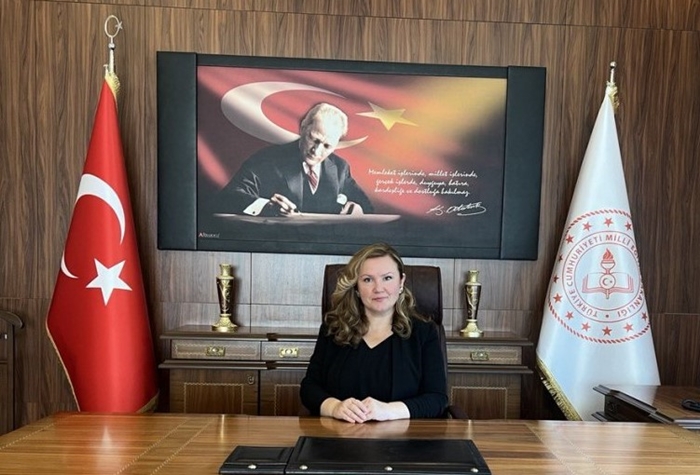 Müdür Özefsun’dan tebrik mesajı