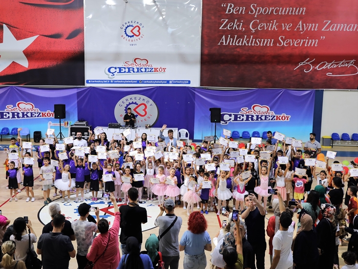 3 Bin 200 Civarı Öğrencinin Katıldığı Yaz Spor Okulu Kursları Tamamlandı