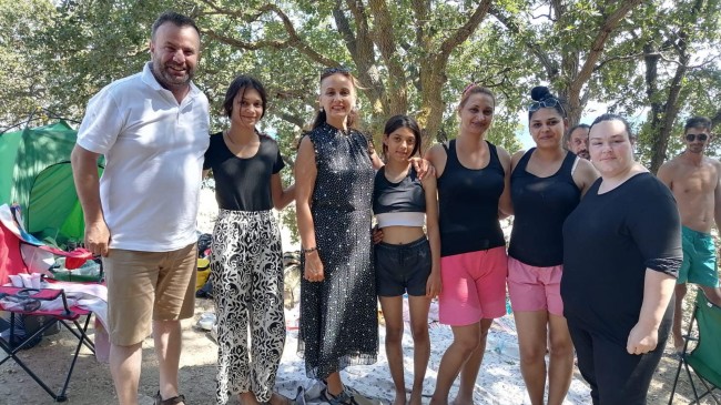 Vatandaşlarla keyifli piknik