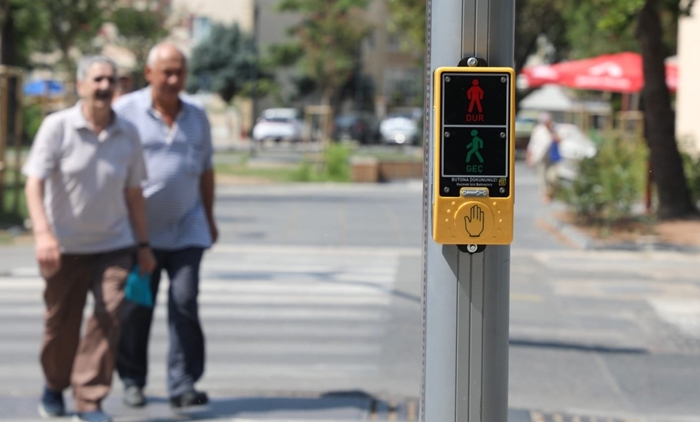 Kırklareli Belediyesi, Yaya Geçitlerinde Trafik Düzenlemelerine Yönelik Yenilikleri Açıkladı