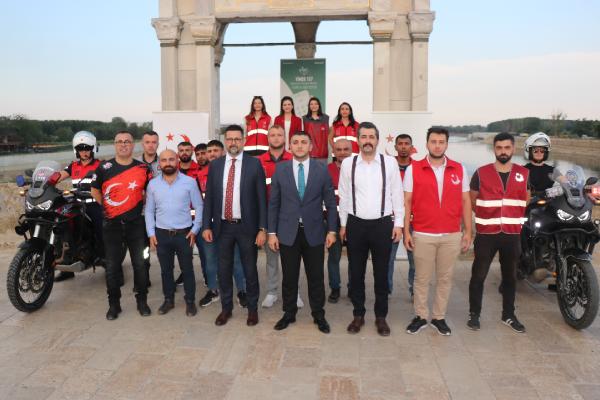 Meriç Köprüsü'nde motosiklet tutkunlarından 'İnsan Ticareti ile Mücadele' farkındalığı