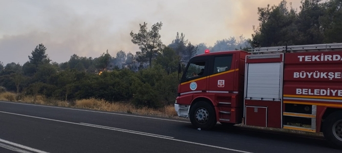 Çanakkale’ye Tekirdağ Büyükşehirden büyük destek; 13 Araç, 22 Personel