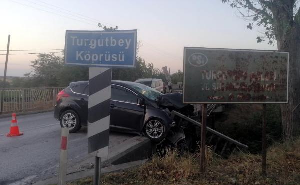 Otomobilin ön koltuğunda oturan 3 yaşındaki Dolunay, kazada yaşamını yitirdi