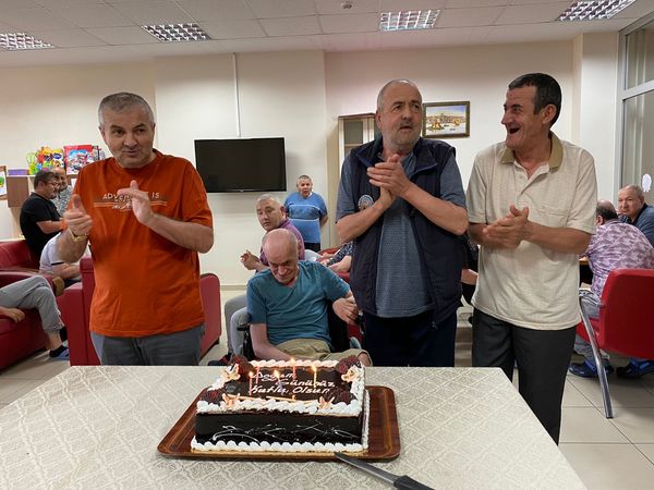 Ağustos Ayında doğan Özel Gereksinimli Bireylere Doğum Günü Kutlaması