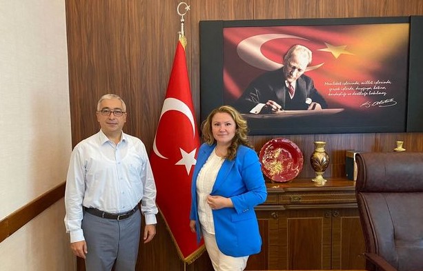 Müdür Uysal’dan Müdür Özefsun’a hayırlı olsun ziyareti