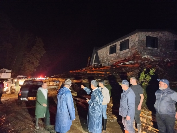 İğneada’da Arama Kurtarma Çalışmaları Gece De Devam Ediyor