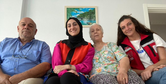 Vize Sosyal Hizmet Merkezi Şehit Emrah Erdem'in Ailesini Ziyaret Etti